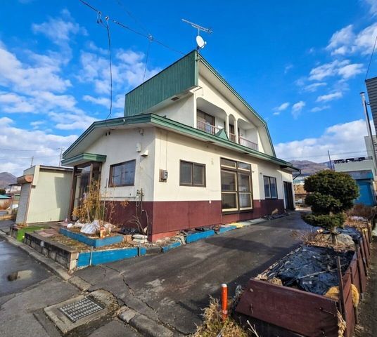Renovated 4SLDK House in Honbetsu, Hokkaido - 84.24m² - Thumbnail 2