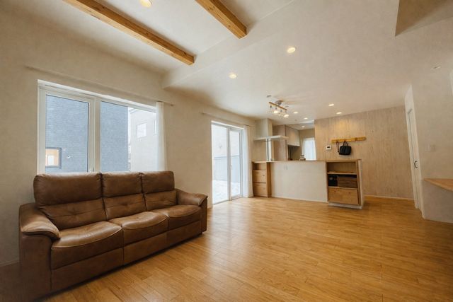 4LDK House with Solar Panels in Higashishiroi, Sapporo - Thumbnail 2