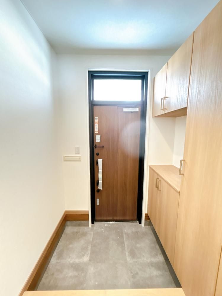 Renovated 4LDK House in Kitahiroshima, Hokkaido with 2 Car Parking - Thumbnail 2