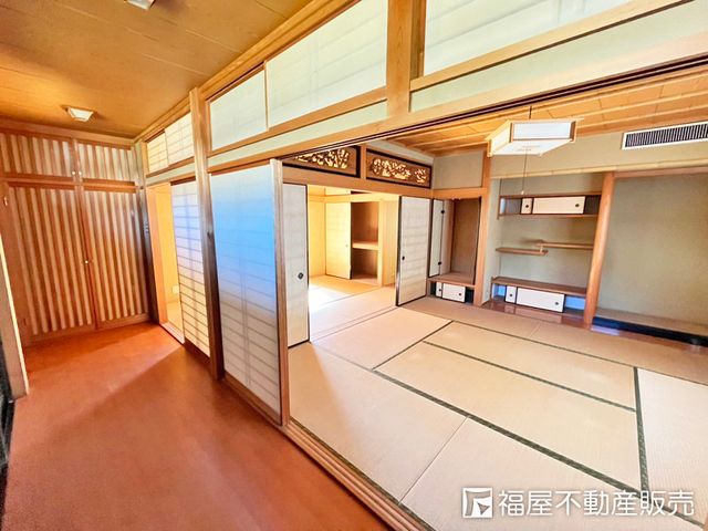 3LDK Single-Story House for Sale in Kameoka with Large Garden - Thumbnail 4