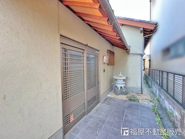 3LDK Single-Story House for Sale in Kameoka with Large Garden - Thumbnail 3