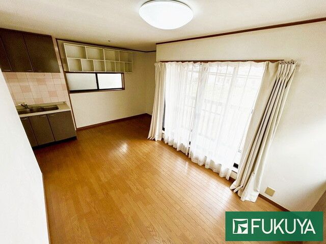 5LDK House for Sale in Fushimi-ku, Kyoto - 111.24 sqm - Thumbnail 2
