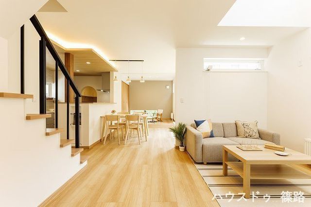 Modern 4LDK Designer House for Sale in Ishikari, Hokkaido - Thumbnail 2