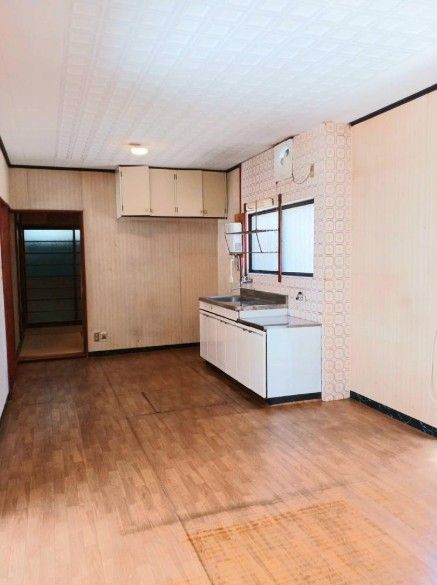 4LDK Vacant House for Sale in Wakayama City - Thumbnail 3