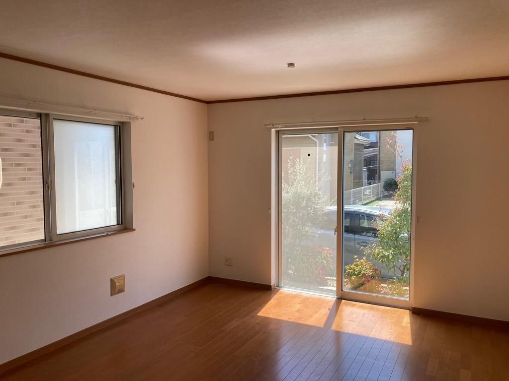 4LDK Renovated House for Sale in Kobe Nishi Ward, Hyogo - Thumbnail 3