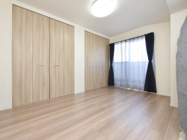 3-Story 3LDK Wooden House for Sale in Osaka Abeno Ward - Thumbnail 4
