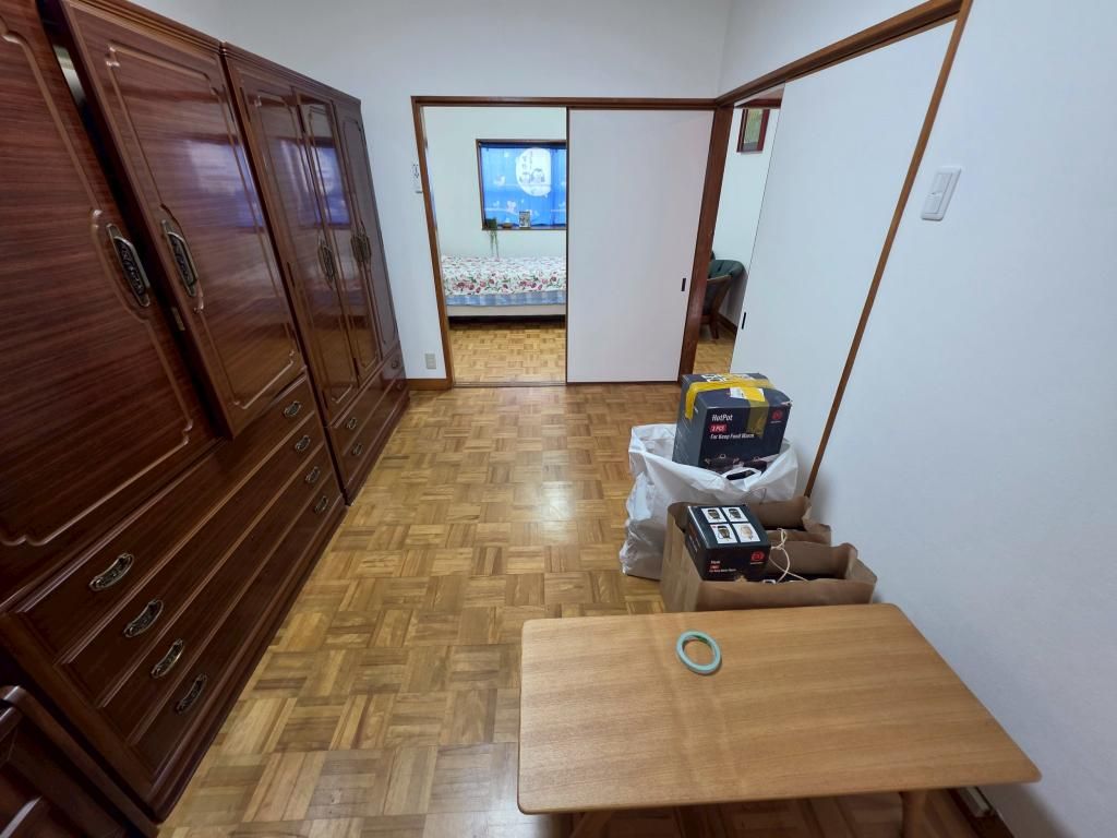 8LDK Multi-Generational House for Sale in Moriguchi, Osaka - Thumbnail 4