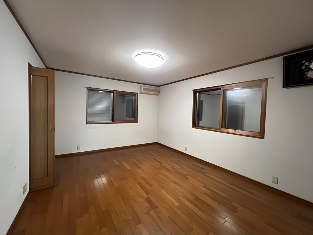 2LDK Detached House for Sale in Zenmyoji, Wakayama City - Thumbnail 3