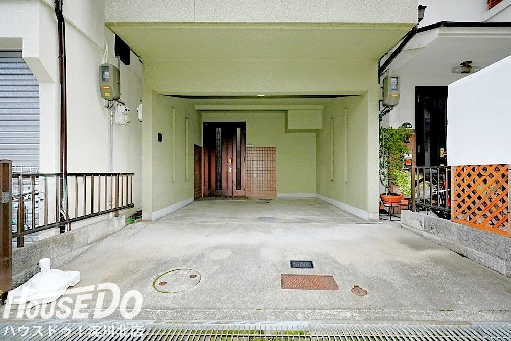 Renovated 4DK House Near Hattori Tenjin Station, Toyonaka - Thumbnail 2