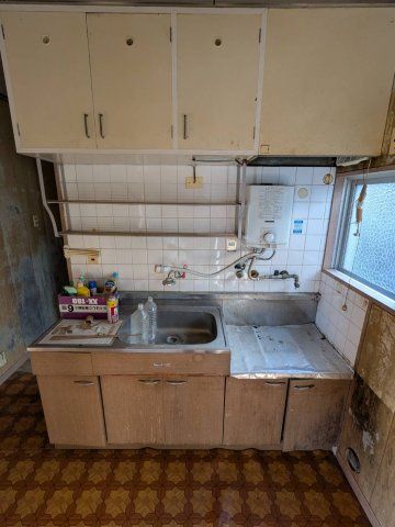 4DK Terrace House for Sale in Wakayama City - Thumbnail 2