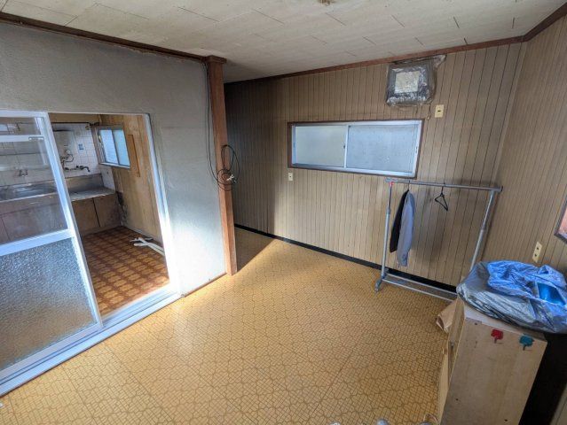 4DK Terrace House for Sale in Wakayama City - Thumbnail 3