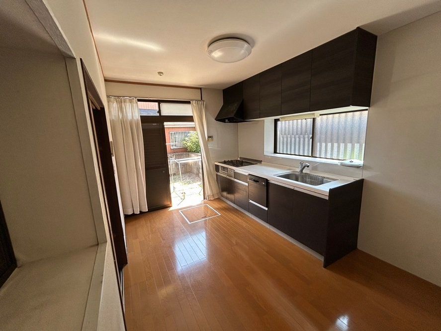 4K Used Detached House in Yokkaishi, Mie - 78.66 sqm - Thumbnail 2
