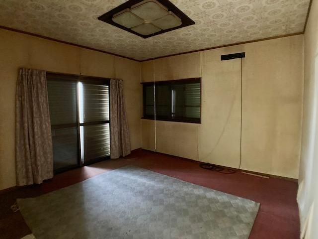4DK House for Sale in Ikoma, Nara - 98.82 sqm - Thumbnail 3