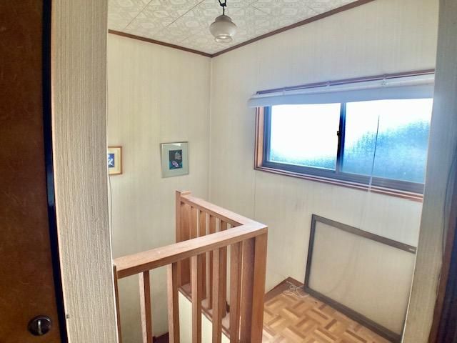 4DK House for Sale in Ikoma, Nara - 98.82 sqm - Thumbnail 2
