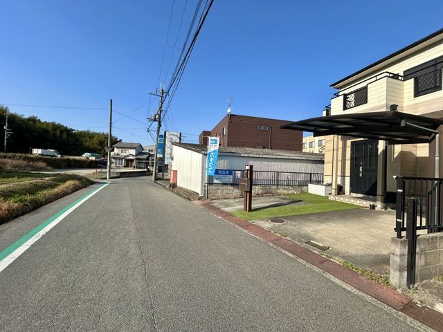 4LDK House for Sale in Kashiba, Nara - 99.78 sqm - Thumbnail 2