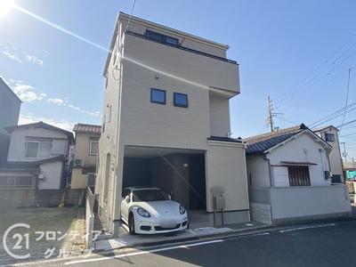 Modern 3LDK House for Sale Near Suwanomori Station in Sakai — Exterior, Nishi, Osaka