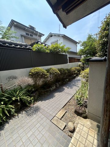 5DK Detached House for Sale in Abeno, Osaka - Thumbnail 2