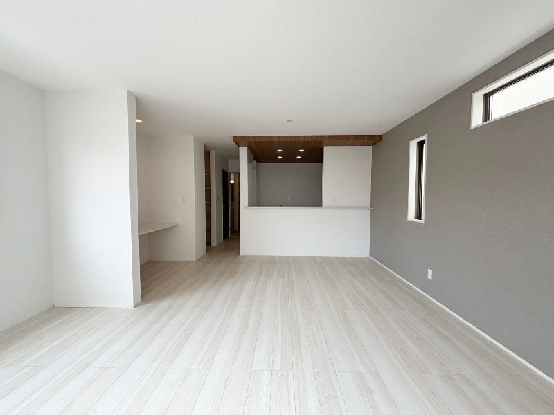 3LDK Newly Built House in Ginowan, Okinawa for Sale - Thumbnail 3