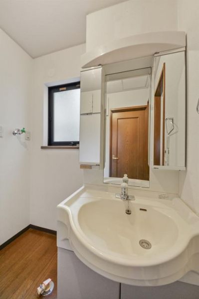 3SLDK Corner Lot House in Kobe Nagata | Sumitomo Forestry Build - Image 1