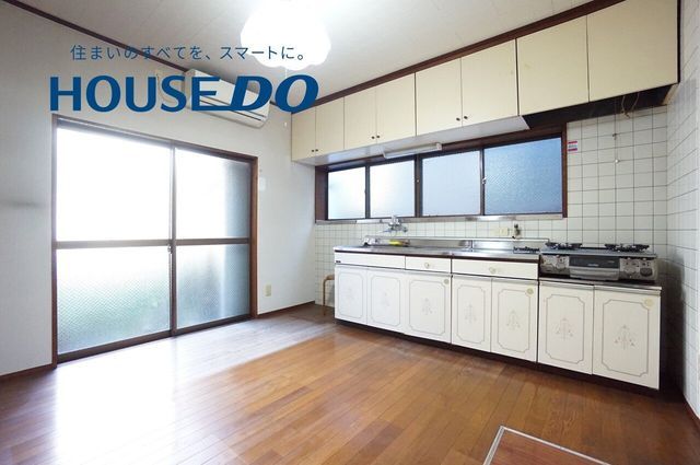 5DK Wooden House for Sale in Fukui City, Fukui Prefecture - Thumbnail 2