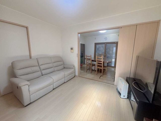 4LDK Detached House in Historic Kitano, Kobe | 67000000 Yen - Thumbnail 3