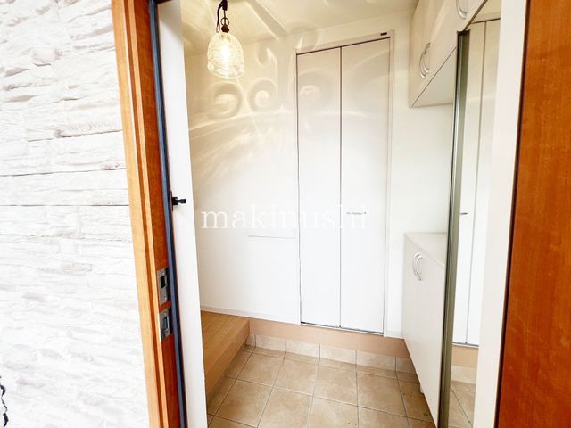 4LDK Detached House Near Izumigaoka Station, Sakai, Osaka - Thumbnail 2