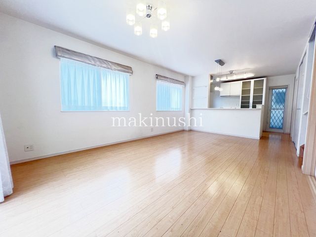 4LDK Detached House Near Izumigaoka Station, Sakai, Osaka - Thumbnail 4