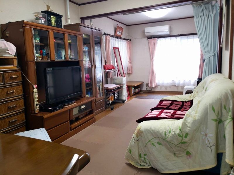 3-Story 4DK House for Sale in Daito City, Osaka - Thumbnail 4