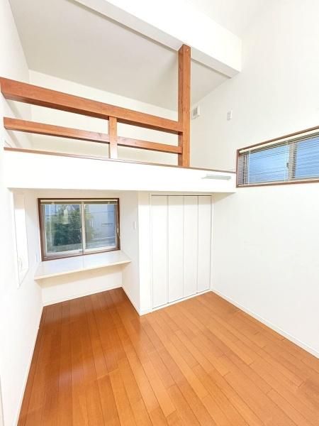 2011 Built 3LDK House on Corner Lot in Kobe's Kita Ward - Thumbnail 4
