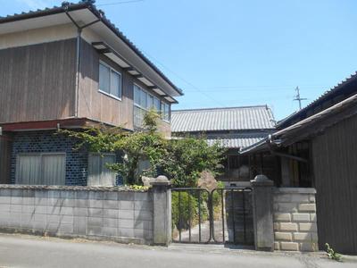 458 A house with a main house with a vegetable garden and a two-story detached house / Mitoyo-shi — Image 1, Minoh, Osaka