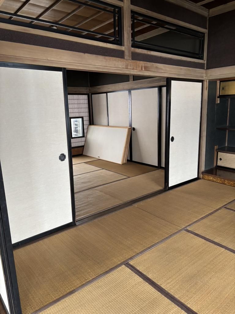 Renovated 6LDK Kominka on 866sqm Land in Shintotsukawa, Hokkaido - Thumbnail 3