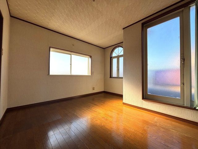 4LDK House for Sale in Neyagawa - 91.32 sqm - Thumbnail 3