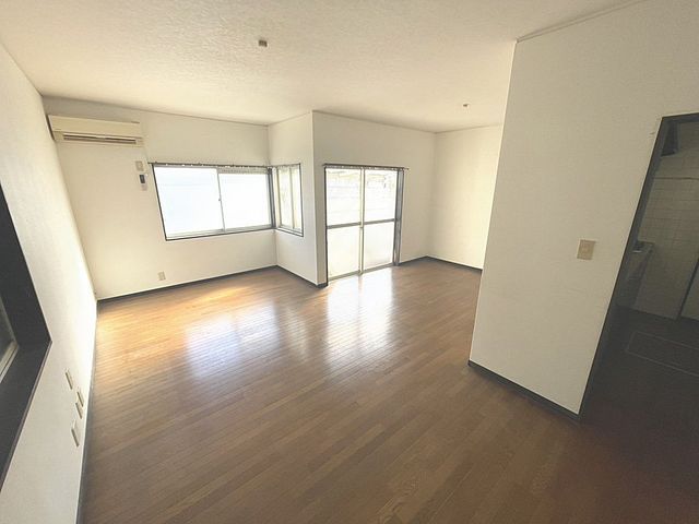 4LDK Family House for Sale in Kawachinagano, Osaka - Thumbnail 4