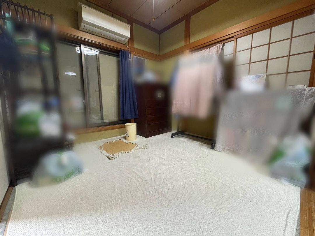 4DK Detached House for Sale in Yao City, Osaka - Thumbnail 3