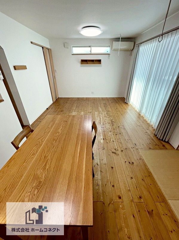 4LDK 94.4sqm House for Sale in Toyonaka, Osaka - Thumbnail 3