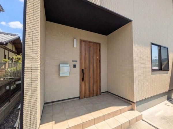 Modern 4LDK House in Usuki, Oita Prefecture - Thumbnail 2