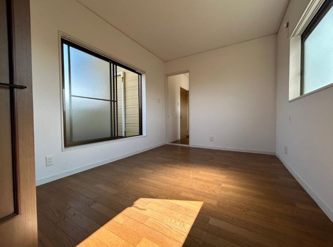4LDK House for Sale in Kinokawa City, Wakayama - Thumbnail 2