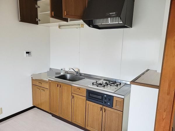 3DK House for Sale in Moriguchi, Osaka - 93m² - Thumbnail 4