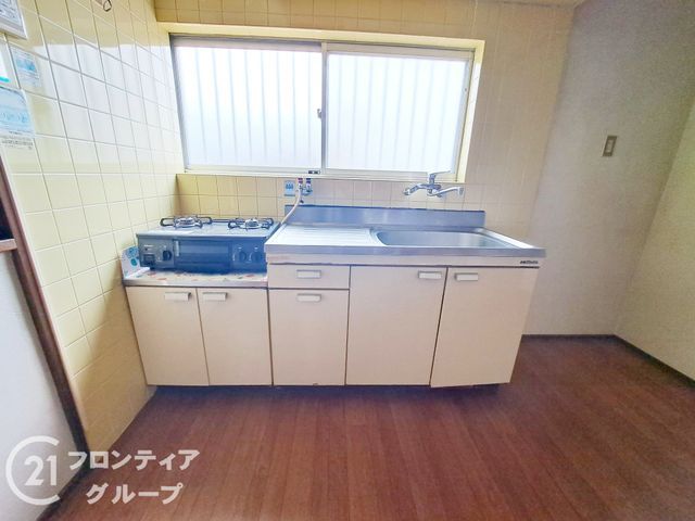 4DK Detached House for Sale in Katano City, Osaka - Thumbnail 4