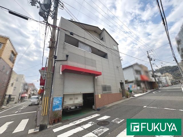 6SLDK Two-Family Home with Shop Potential in Kobe Hyogo Ward - Thumbnail 2