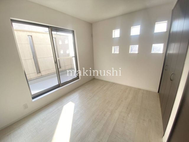Renovated 3LDK House with Rooftop Balcony near Osaka Sayama City Station - Thumbnail 4