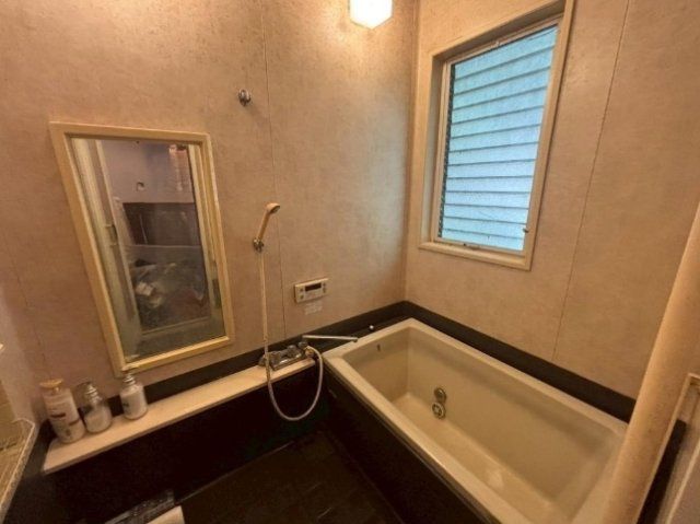 Used 4SLDK House in Wakayama City Near Kii Station - Thumbnail 3