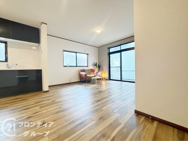 Renovated 4LDK House for Sale in Ando Town, Nara - Thumbnail 2