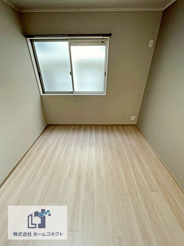 4LDK House for Sale in Higashiyodogawa-ku, Osaka - Thumbnail 4