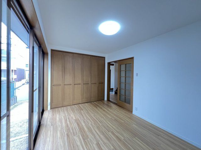 4LDK Renovated House for Sale in Tawaramoto, Nara - Thumbnail 4