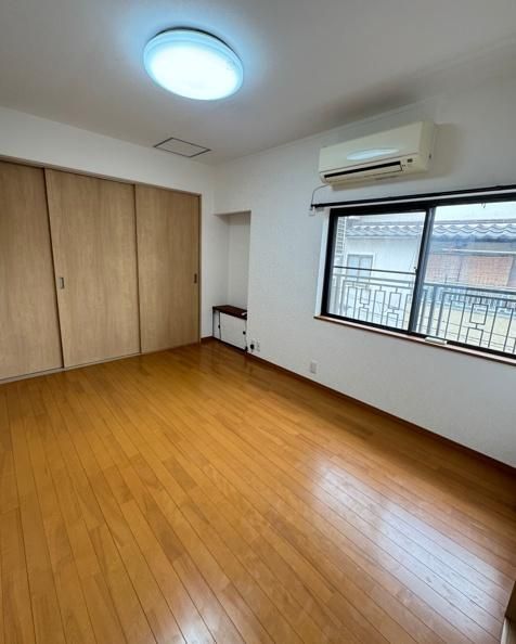 Renovated 3LDK House near Minami-Tatsumi Station, Osaka - Thumbnail 4