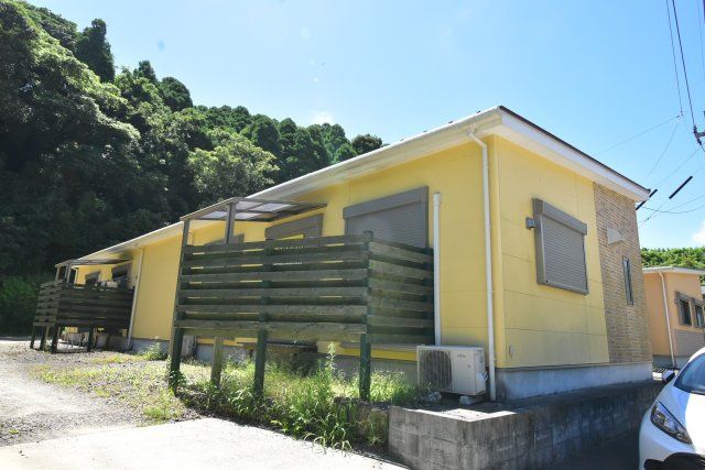 Multi-Unit Investment Property in Shibushi, Kagoshima - 262.90 sqm - Thumbnail 2
