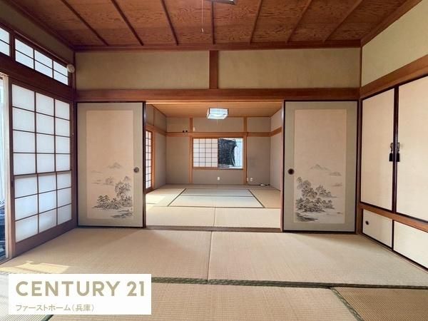 6DK House for Sale in Himeji, Hyogo - 117 sqm - Thumbnail 2