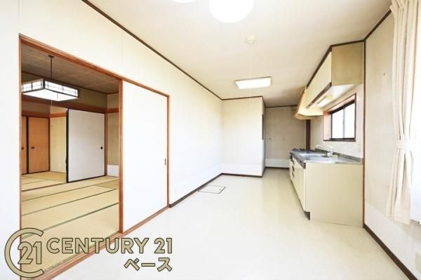 6LDK House for Sale in Tawaramoto-cho, Nara - Thumbnail 3