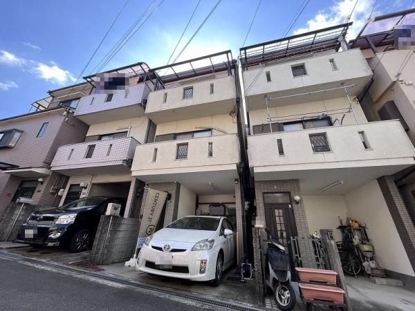 Updated 4DK House for Sale near Shinshikiri Station, Higashiosaka - Thumbnail 2